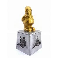 Dick Of The Year – Esprili Masaüstü Ödül Heykeli Model 3